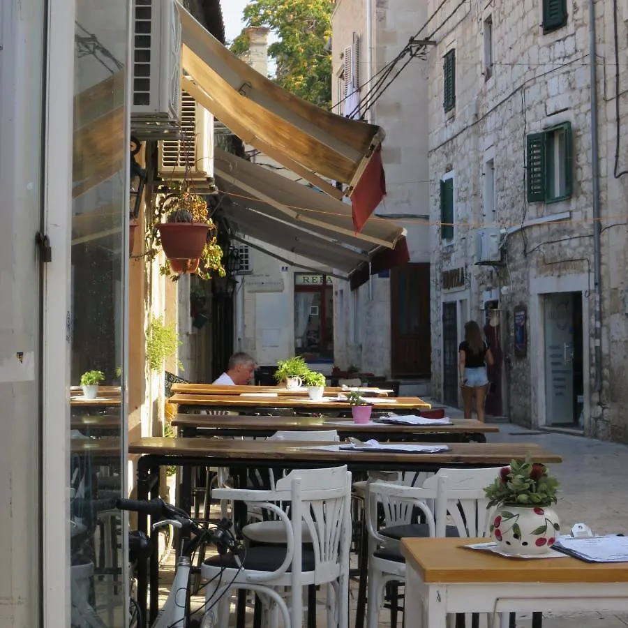 Apartment Bene 21 Split 0*,  Croatia