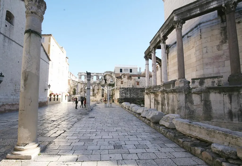 Apartment Bene 21 Split
