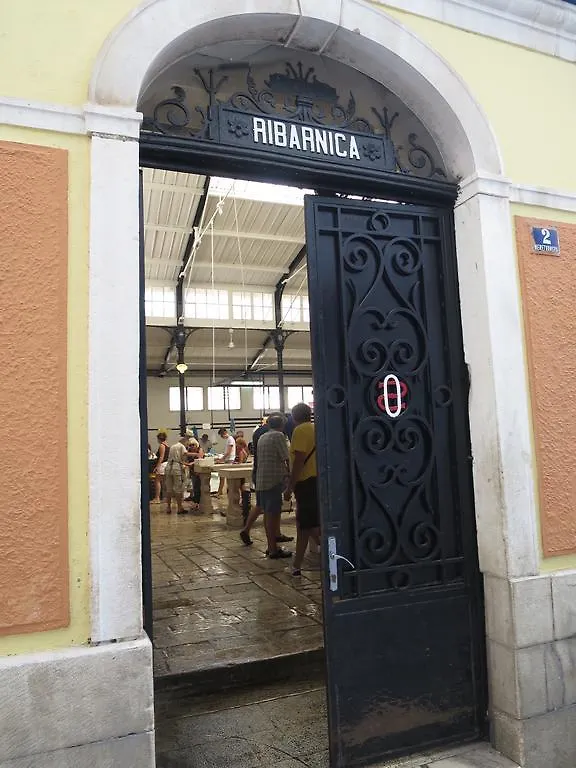 Apartment Bene 21 Split