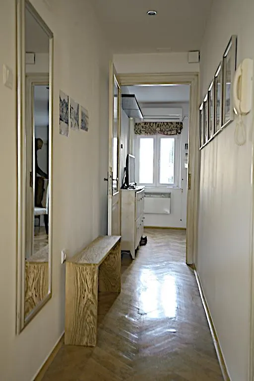 Apartment Bene 21 Split